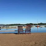 Lakeside Manor Szálloda Virginia