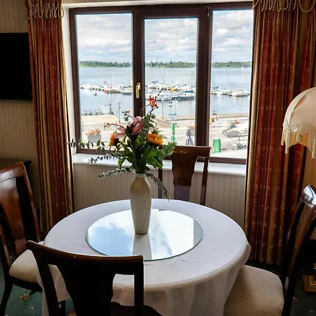 Lakeside Manor Virginia