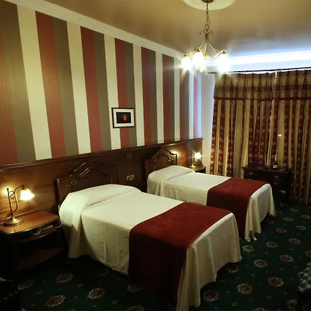 Lakeside Manor Szálloda Virginia