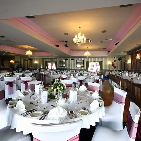 Lakeside Manor Szálloda