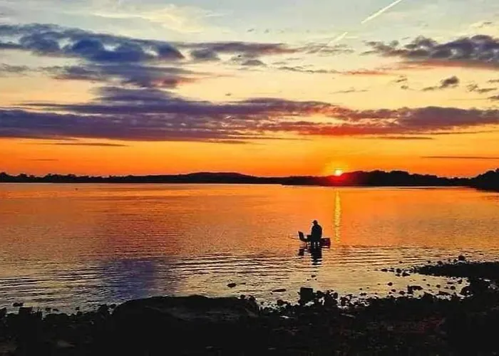 Hotel Lakeside Manor 3*