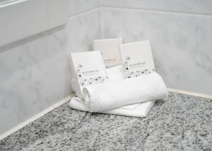 Hotel Lakeside Manor 3*