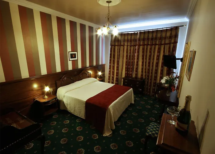 Hotel Lakeside Manor 3*