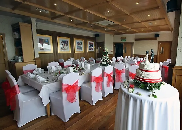 מלון Lakeside Manor וירג'יניה