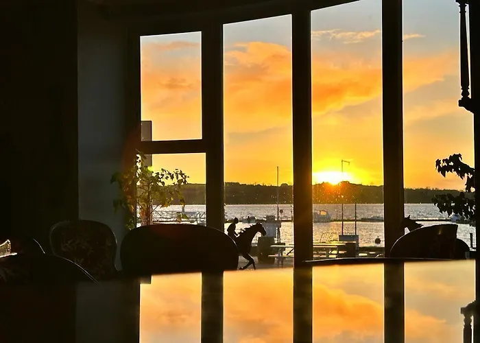 Lakeside Manor 3* וירג'יניה