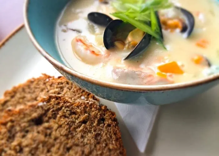 Lakeside Manor فندق