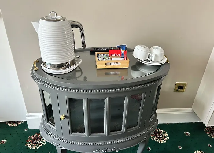 Hotel Lakeside Manor 3*